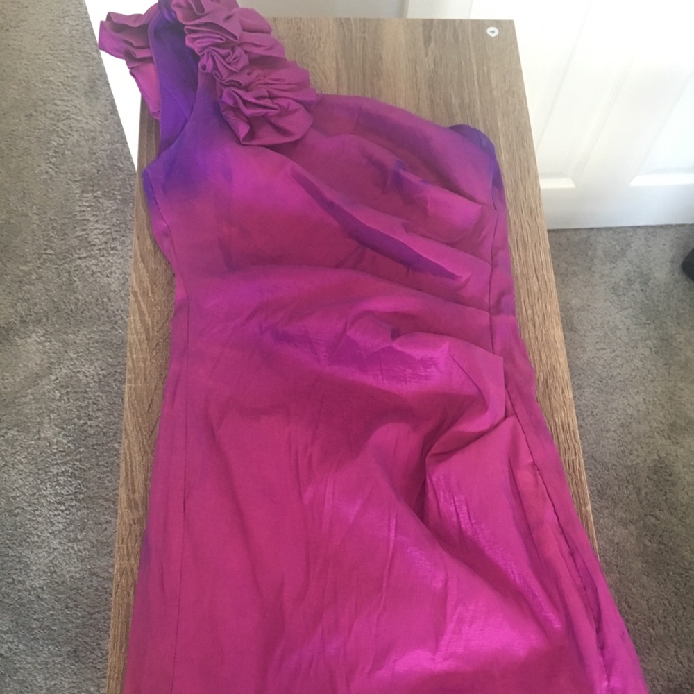 One shoulder dress